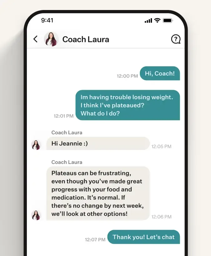 Noom app showing coach and user texting.