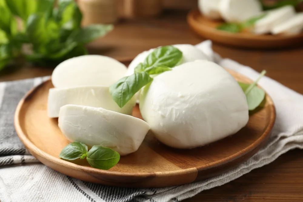Is mozzarella good for weight loss? What you need to know