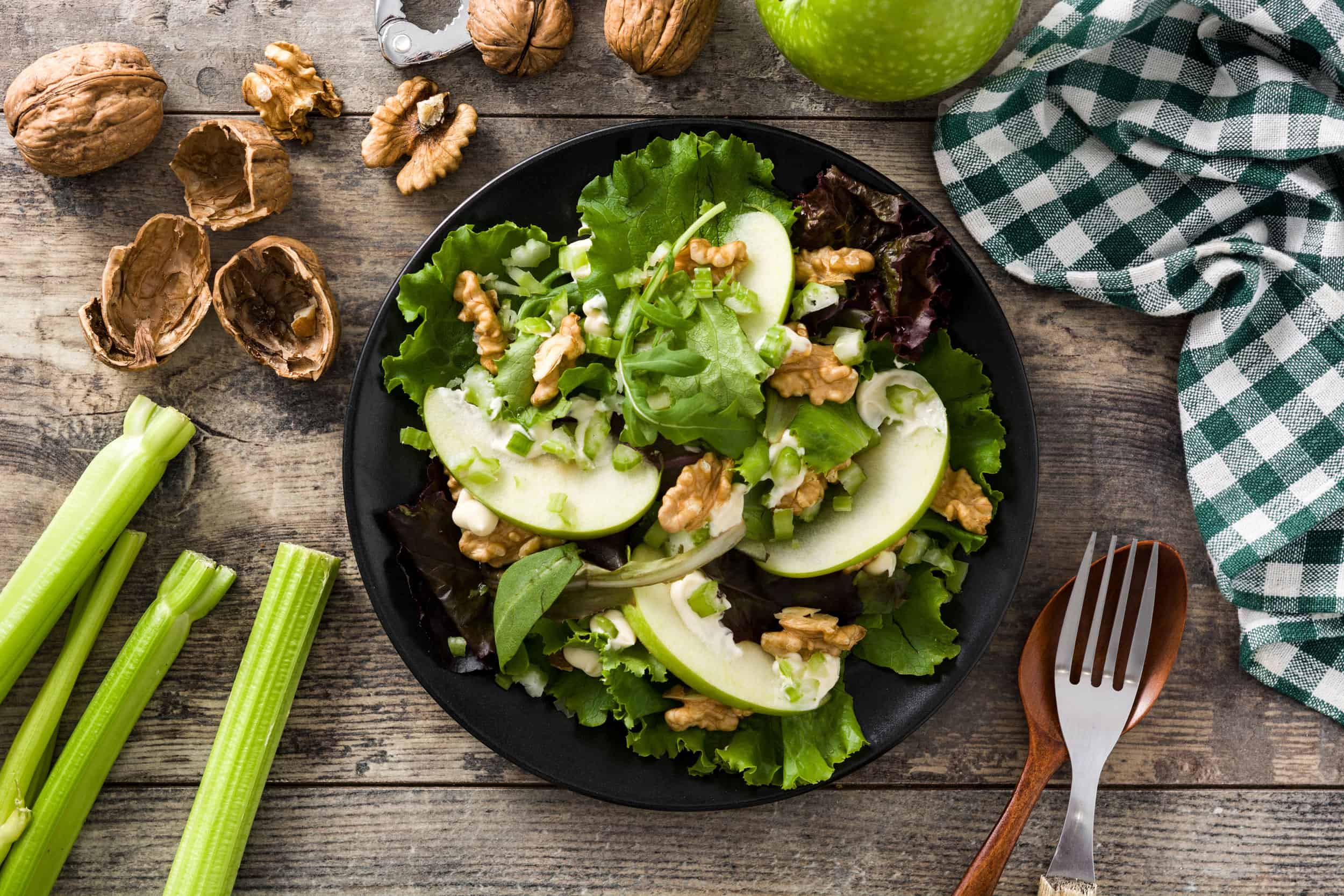 How to stay motivated to lose weight